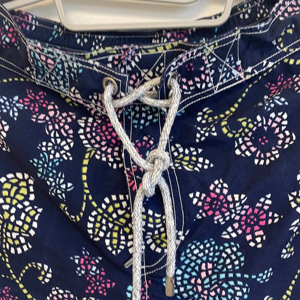 Vilebrequin mens swim trunk. Size L
